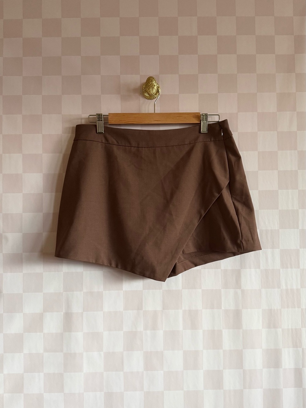 🧶🦊🍄🍁🍂🌻🌞
Women’s Brown Skort Shorts - Classic Everyday Style